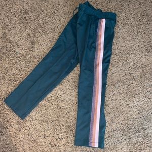 Women Cropped Pants